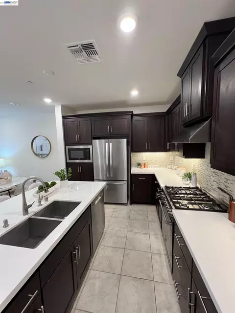 Undisclosed, Milpitas, CA 95035 photo 3