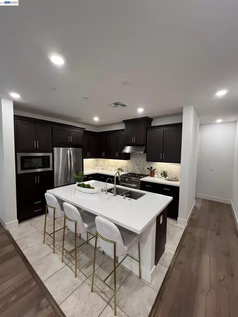 Undisclosed, Milpitas, CA 95035 photo 2
