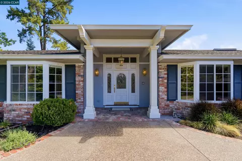 44 Squire Ct, Alamo, CA 94507