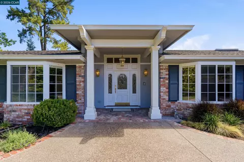 44 Squire Ct, Alamo, CA 94507