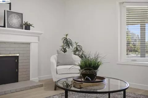 Living - 1082 Springfield Dr, Walnut Creek, CA 94598 photo 7 of 7