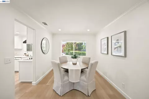 Dining - 1082 Springfield Dr, Walnut Creek, CA 94598 photo 1 of 6