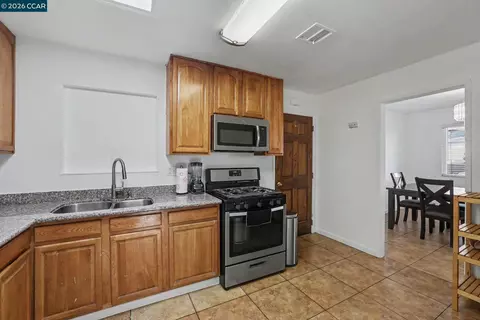Other - 400 Ladera Dr, Vallejo, CA 94591 photo 3 of 6