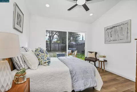 Bedroom - 5169 Concord Blvd, Concord, CA 94521 photo 6 of 6