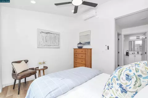 Bedroom - 5169 Concord Blvd, Concord, CA 94521 photo 4 of 6