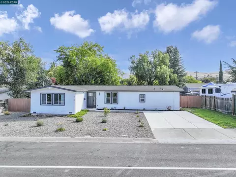 5169 Concord Blvd, Concord, CA 94521 photo 1