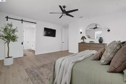 Bedroom - 2775 Pink Muhly Dr, Manteca, CA 95337 photo 5 of 5