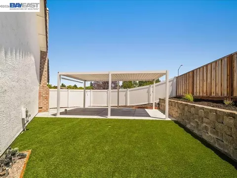 Exterior - 7966 Iglesia Dr, Dublin, CA 94568 photo 5 of 13