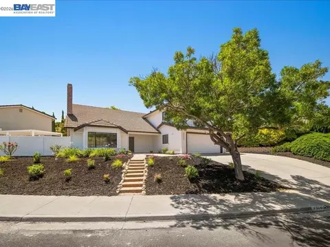 Exterior - 7966 Iglesia Dr, Dublin, CA 94568 photo 11 of 13