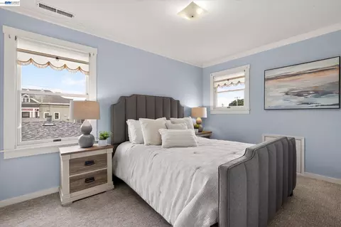 Bedroom - 1639 Broadway, Alameda, CA 94501 photo 3 of 5