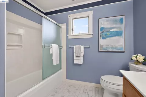 Bath - 1639 Broadway, Alameda, CA 94501 photo 4 of 4