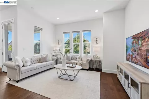 4367 Panorama Dr, Dublin, CA 94568 photo 11