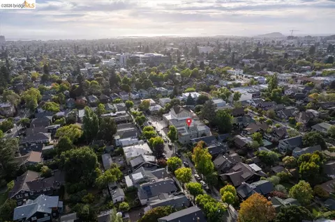 View/Area - 2725 Prince St #10, Berkeley, CA 94705 photo 1 of 7