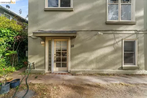Exterior - 2725 Prince St #10, Berkeley, CA 94705 photo 1 of 5