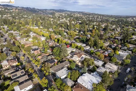 View/Area - 2725 Prince St #10, Berkeley, CA 94705 photo 5 of 7