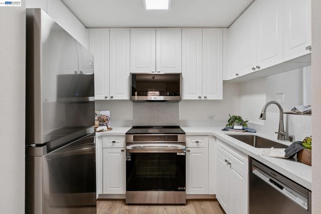 1315 Alma Ave #211, Walnut Creek, CA 94596