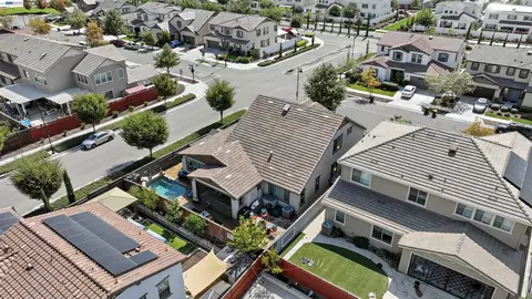View/Area - 1787 Branson Ct, Lathrop, CA 95330 photo 5 of 8