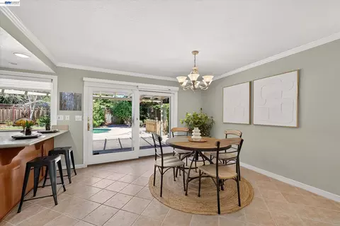 Dining - 2360 Hampton Rd, Livermore, CA 94550 photo 3 of 4