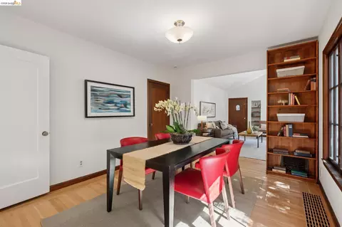 2558 Hilgard Ave, Berkeley, CA 94709 photo 35
