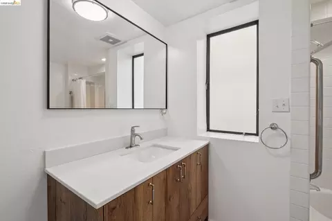 2558 Hilgard Ave, Berkeley, CA 94709 photo 51