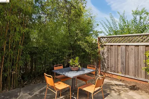 2558 Hilgard Ave, Berkeley, CA 94709 photo 63