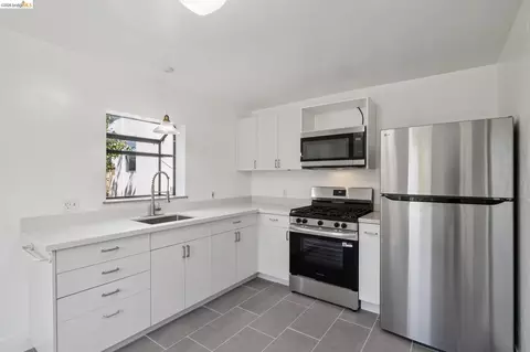 2558 Hilgard Ave, Berkeley, CA 94709 photo 50
