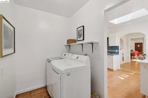 2558 Hilgard Ave, Berkeley, CA 94709 photo 41