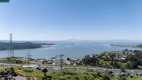 View/Area - 116 Bayhurst Dr, Vallejo, CA 94591 photo 7 of 8