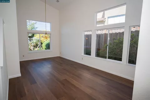 Living - 116 Bayhurst Dr, Vallejo, CA 94591 photo 1 of 6