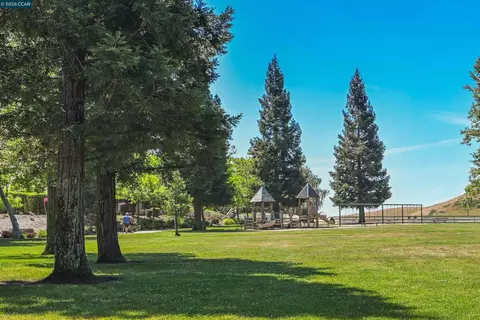 Exterior - 219 Viewpoint Dr, Danville, CA 94506 photo 12 of 13