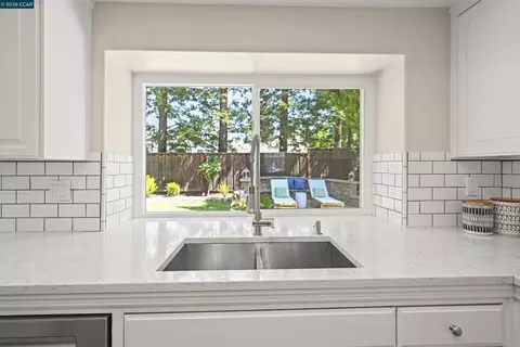 Kitchen - 219 Viewpoint Dr, Danville, CA 94506 photo 2 of 2
