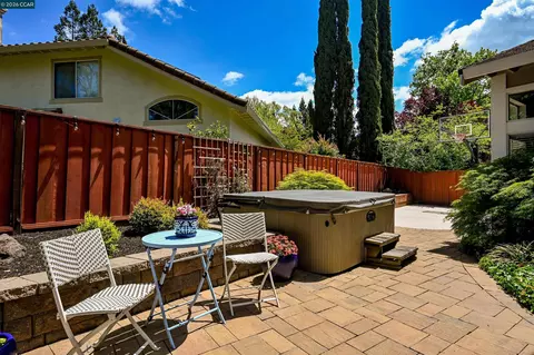 Exterior - 219 Viewpoint Dr, Danville, CA 94506 photo 7 of 13
