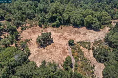 1180 Bear Creek Rd, Martinez, CA 94553 photo 5