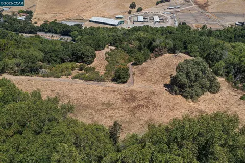 1180 Bear Creek Rd, Martinez, CA 94553 photo 10