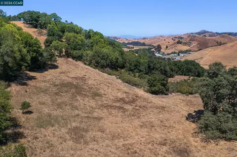 1180 Bear Creek Rd, Martinez, CA 94553 photo 9