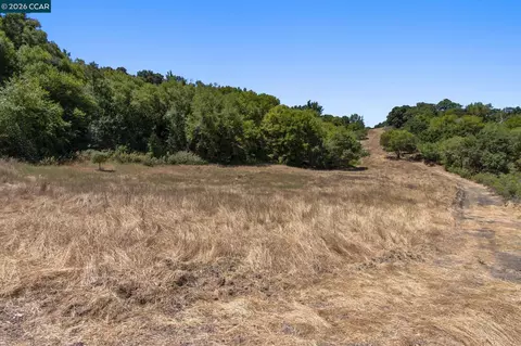 1180 Bear Creek Rd, Martinez, CA 94553 photo 22