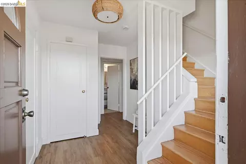 132 Rishell Dr, Oakland, CA 94619 photo 25