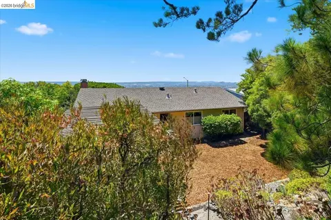 132 Rishell Dr, Oakland, CA 94619 photo 38