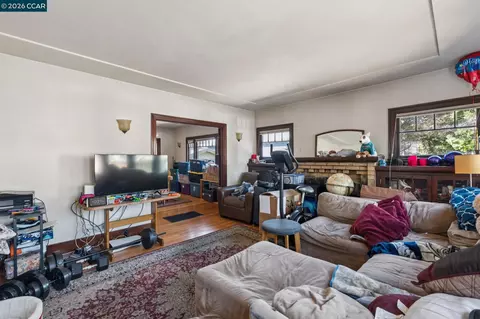 Living - 1242 Hopkins St, Berkeley, CA 94702 photo 2 of 9