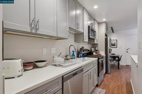 Kitchen - 1242 Hopkins St, Berkeley, CA 94702 photo 9 of 12
