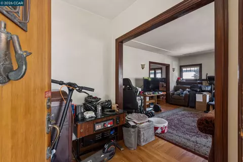 Entry Way - 1242 Hopkins St, Berkeley, CA 94702 photo 1 of 6