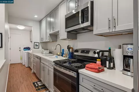 Kitchen - 1242 Hopkins St, Berkeley, CA 94702 photo 8 of 12