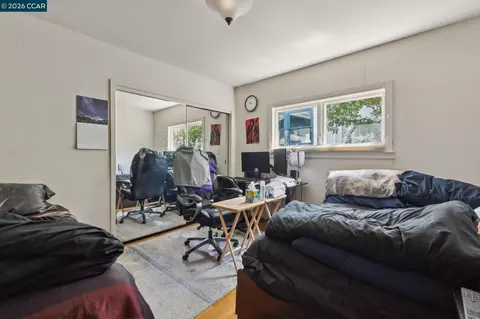 Bedroom - 1242 Hopkins St, Berkeley, CA 94702 photo 3 of 10