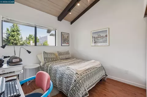 Bedroom - 1242 Hopkins St, Berkeley, CA 94702 photo 6 of 10
