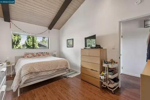 Bedroom - 1242 Hopkins St, Berkeley, CA 94702 photo 5 of 10