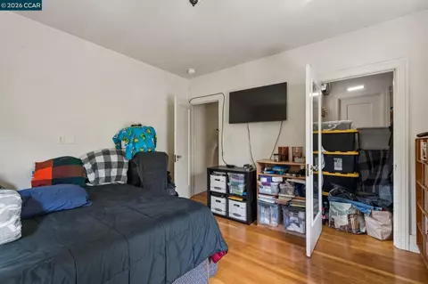 Bedroom - 1242 Hopkins St, Berkeley, CA 94702 photo 2 of 10