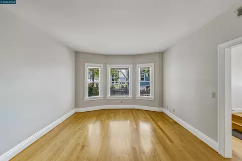 Living - 133 Pinole St, Hercules, CA 94547 photo 2 of 5