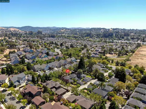 View/Area - 133 Pinole St, Hercules, CA 94547 photo 8 of 8