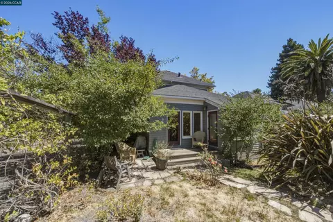 Exterior - 133 Pinole St, Hercules, CA 94547 photo 8 of 16