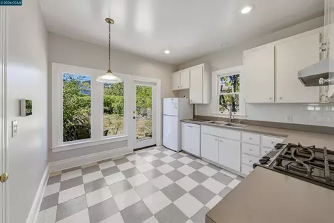 Kitchen - 133 Pinole St, Hercules, CA 94547 photo 1 of 4